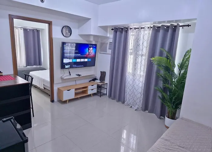 Apartment 1 Bedroom Corner Unit 55inches Tv At Horizons 101 Cebu