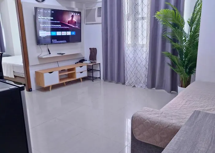 1 Bedroom Corner Unit 55inches Tv At Horizons 101 Apartment